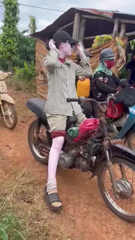 Se enak ini di kulit 