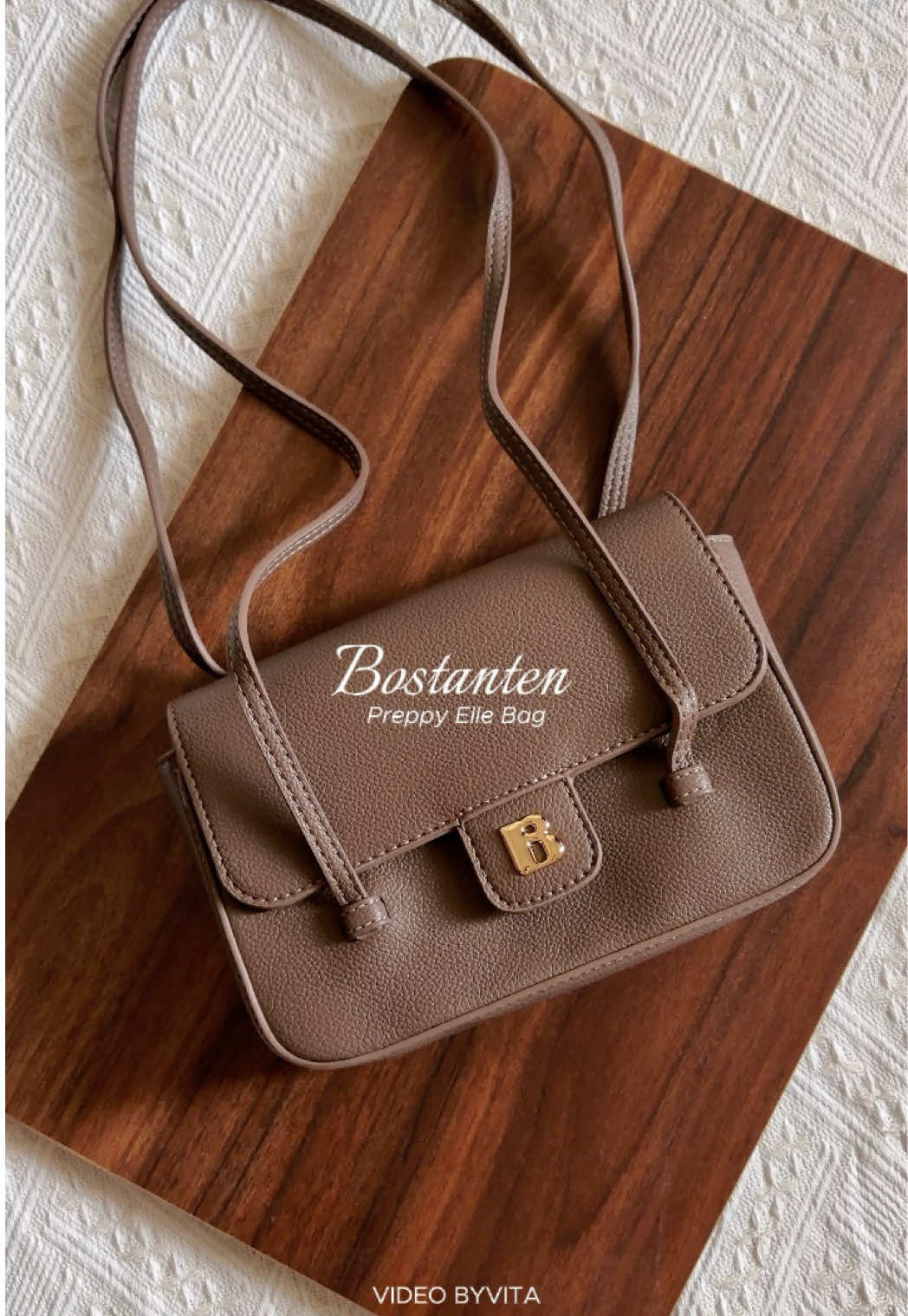 new bag alert 🤎✨ #bagforwomen #shoulderbag #slingbag #taswanita #bostanten 