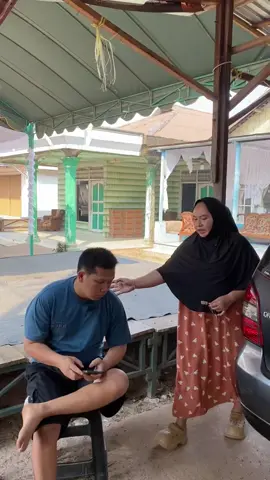 Supaya dikira orang nyaman 😂