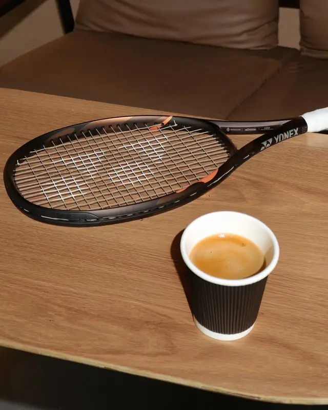 The EZONE in Espresso Brown is here, bringing a bold new look to the court. Available worldwide now. #yonexsunriseindonesia #YonexTennis #EspressoBrown #coffee #yonexindonesia 