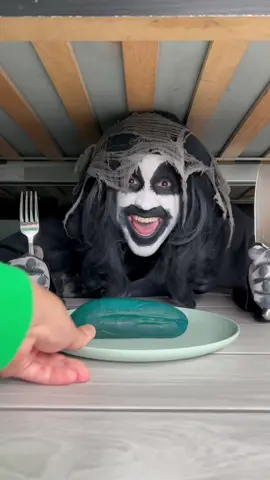 Blue pickle for monster 🤣 #monsterundermybed #funnyvideo 