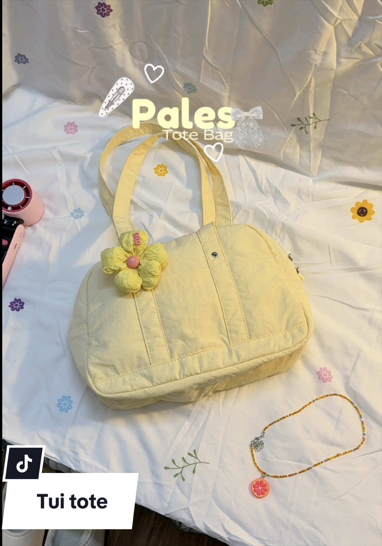 Em túi xinh tui hay mang đi chơi đi làm. Xinh lắmmmmm #tuitote  #totebag 