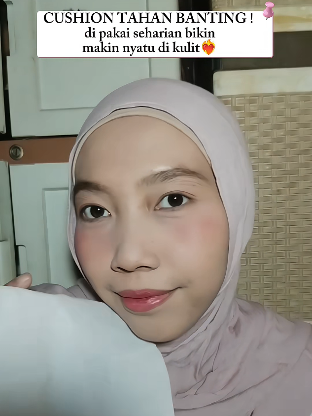 makin lama di pakai makin glowing @Wardah Beauty Official  #cushionwardahbaru #cushionandalanwardah #cushionviral 