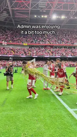 We just love the on-pitch celebrations 🤪