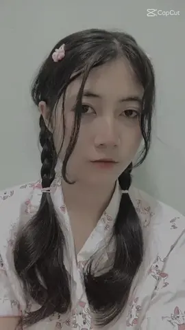 #ချစ်စရာကောင်းတာတစ်ခုပြမယ်🥺🎀 #ဒီချိန်တင်ရင်viwerမတတ်မှန်းသိတယ်🙂  2022တုန်းက ငါပါအေ🫠