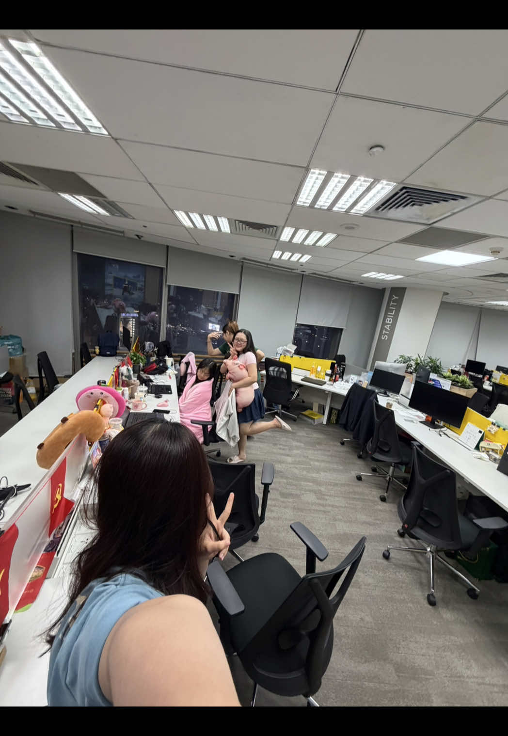 Cái cảm giác 19h ở firm nọ #officelife #genzdilam #big4accountant #viral 