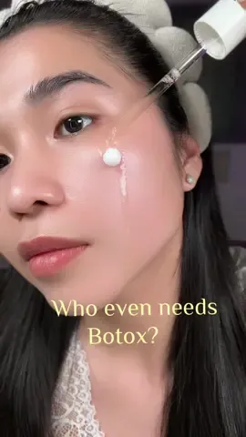 My skin aged at 34… is dull and loss elasticity 😭 so I started focusing more on collagen + skin elasticity ✨ Been taking these 7 collagen capsules lately 💖 and my skin looks more lifted, bouncy & glowy 👀 The glass skin glow is finally coming back ✨ #skintok #collagen #glassskin #brightening #kbeauty 