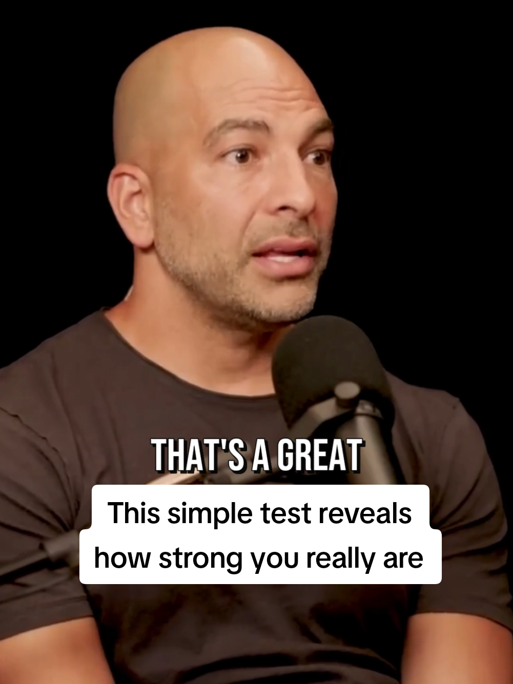 Grip strength can tell you more than how strong your hands are. Peter Attia explains that dead hangs and heavy carries can reflect overall strength, muscle mass, balance and coordination. Research has also linked stronger grip strength with better long-term health outcomes, including lower dementia risk. Would you pass this strength test? Credit: Peter Attia