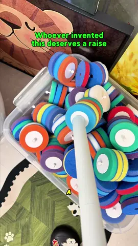 Click, scrub, toss. No more disgusting toilet brush sitting in dirtywater.#Toiletbrush #sopami #tiktok #deepclean#GiftedinLove