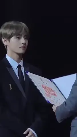 #bts #kimtaehyung #v 