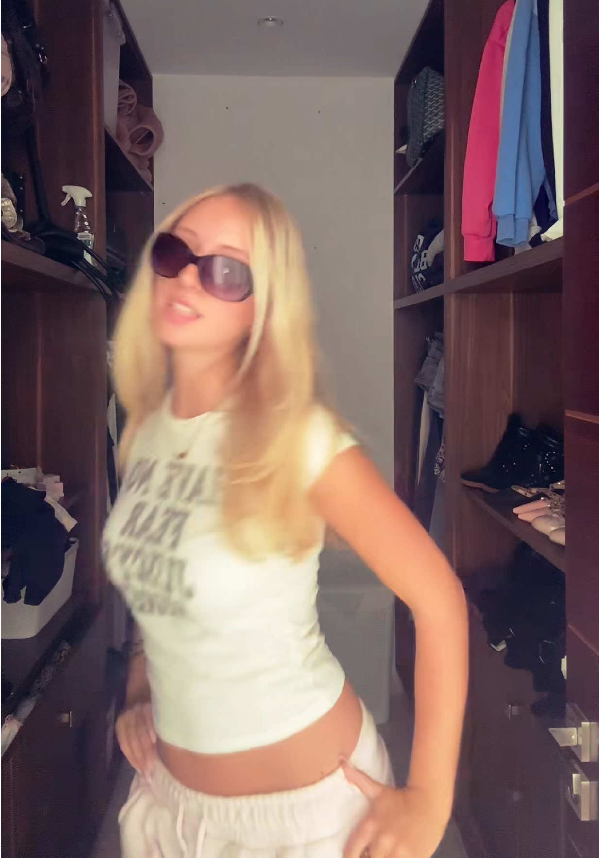 🩷🩷🩷👙👗👖👖