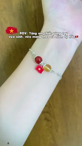mấy anh ctrai chưa biết tặng gì cho người iu thì tham khảo em vòng này nha #vongtaynu #quatang20_10 #angem #bac925 #bunie_2107 