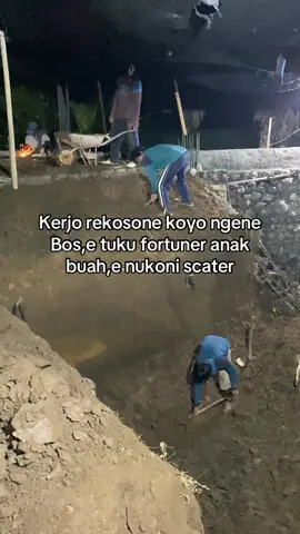 Dadine kerjo sayan🤭😂 #kulidlogok #kuliproyek👷🏼 #fyppppppppppppppppppppppp 