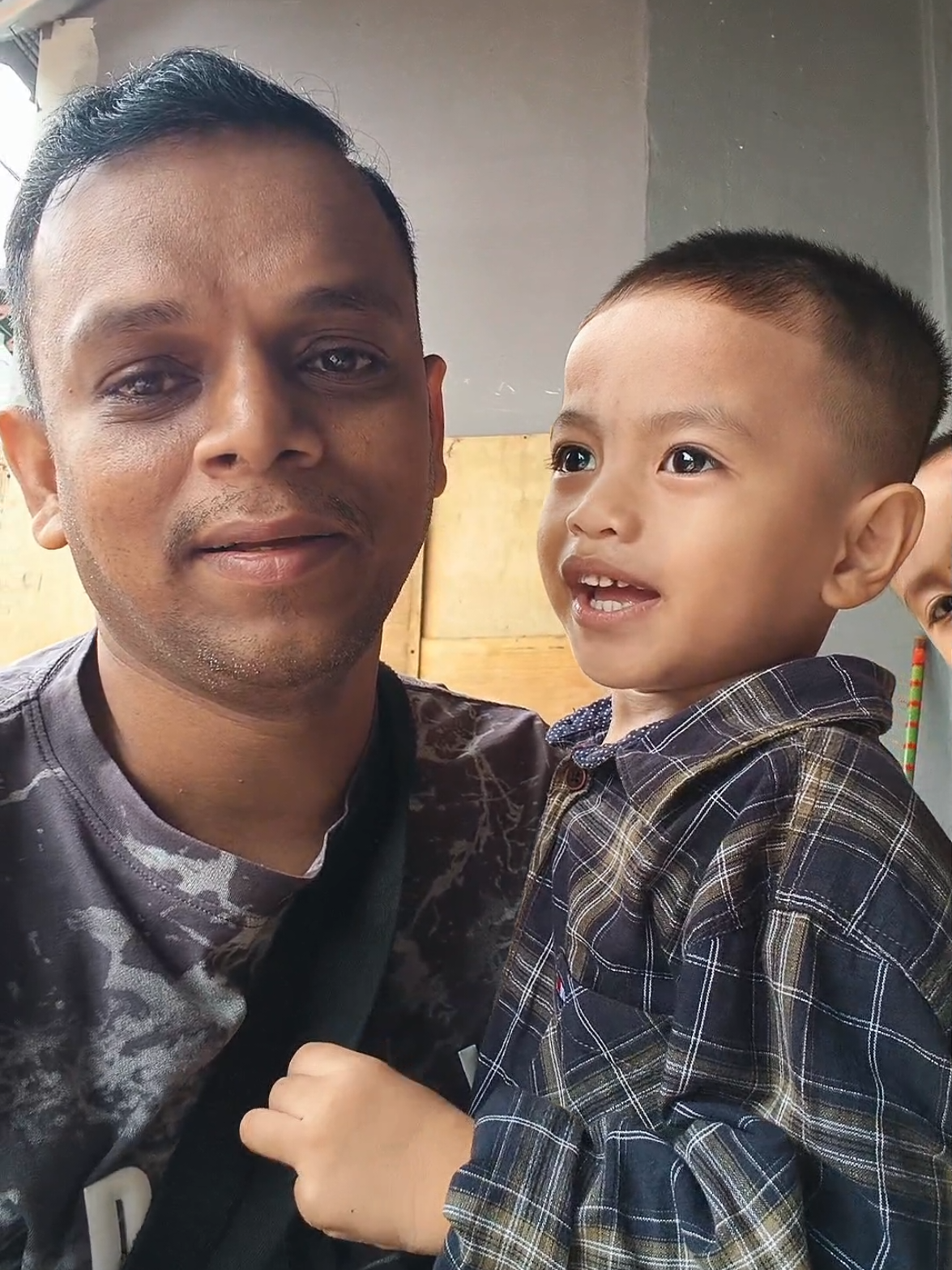 Jumpa Reyhan. Anak anggakt di Medan. terus datang peluk. follow @JEYSHU SHOPP 
