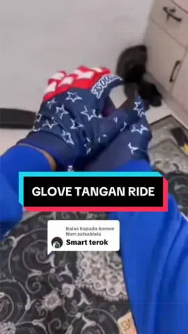 Cun Lawa design ni buat ride ii pakai glove nie memang smart geng...glove selesa..tak ada komen alsabiela panas..boleh touch phone.. Smart terok #glove #glovemoto #gloveride #golverider kurang #creatorsearchinsights 