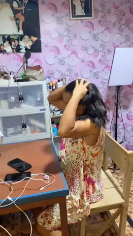 kalau kalian cari shampo yg cocok untuk semua jenis rambut ,mending kalian co shampo ya satu ini deh gais, Krena shampo ini tu bagus untuk mengatasi semua masalah rambut loh #haircareroutine #haircareroutine #shampoosetiaphari #shampoo 