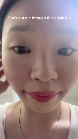When you srsly cannot stand your makeup melting at the end of day ❌  . . . . . #G2GMicellarCleansingWipes #MicellarWipes #MicellarCleansingWipes #MakeupWipes  #promo 