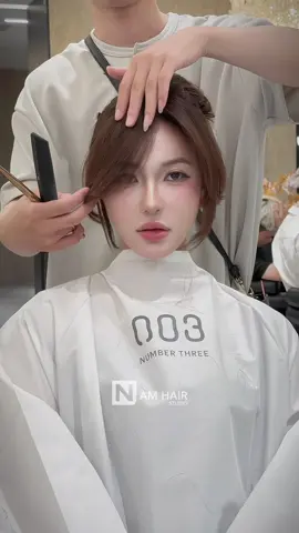 Thu này, chị em yêu thích kiểu mái dài thanh lịch, mềm mại nhất định đừng bỏ qua video này nhé! Lưu lại để tham khảo khi cần tìm kiểu mái phù hợp cho mình nha 💕💃#NamhairTayho #HoàngHưng #tocdep #xuhuong #viral 