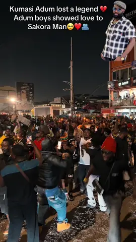 The streets of Adum came together last night to show love to the realest. 🕯️ Rest in peace, Master Tabi (Sakora Man) the undisputed plug for thrift and clean trousers. Your legacy lives on in the hustle.❤️🫂  #fyp #adum #kumasi #relatable #ghanatiktok🇬🇭  @𝑪𝑨𝑴𝑨𝑹𝑹𝑶𝑾 𝒊𝑷𝑯𝑵𝑬𝑺 @BIG JOE MULTIMEDIA KUMASI📱🔬 