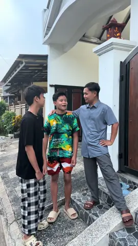 Ada yang mau ngelamar kerjaan