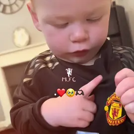 I Love you Man Utd❤️🫰🏿🥹 #manchesterunited  #reddevils #viewsproblem #creatorsearchinsights #sportssydenysweenyad 