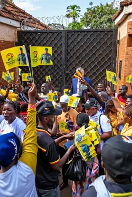 PLU demonstrators at Turkish Embassy today 😂😂😂😂😂 Jobless people have finally got the Lumbuye they wanted to see 😂