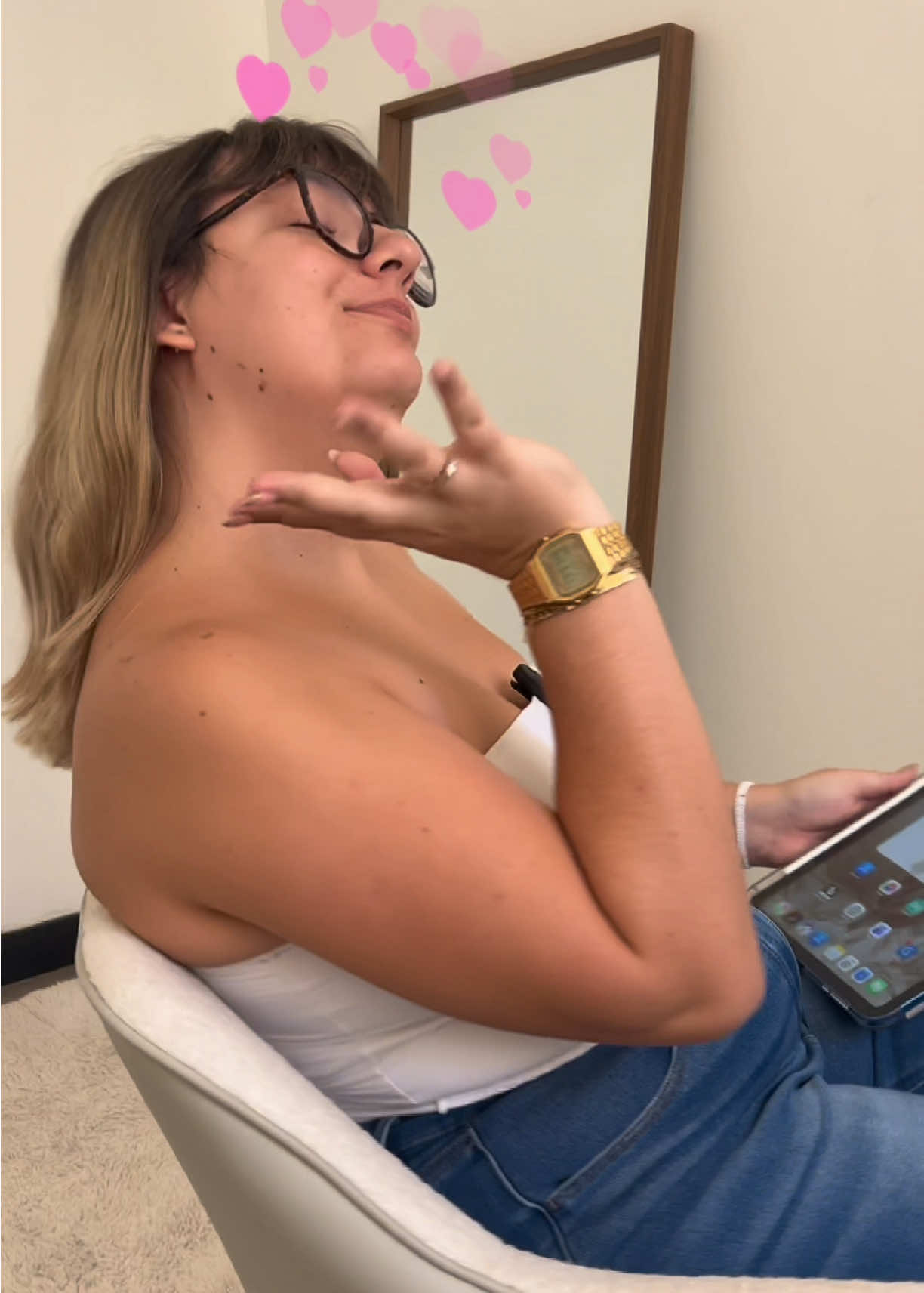 5 faits sur moi🎀 Je me suis dit allez pourquoi pas vous parlez un peu + de moi 🧸 Maintenant que j’ai un micro j’ai plusieurs idées de contenu 🙊 Bon week-ends 😊 #faits #Lifestyle 