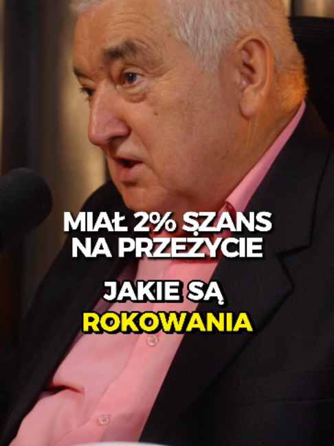 Telefon ze szpitala dzwonił kilka razy. Rodzina bała się go odebrać. 😳 Wcześniej, jak wspomina Jan, jego syn miał usłyszeć o zaledwie kilku procentach szans. W końcu podnieśli słuchawkę. „Tata się wybudził. Żyje”. 🥹❤️‍🔥 🎙️ To dopiero fragment tej historii. Całość w SOWINSKY Podcast na YouTube SOWINSKY.