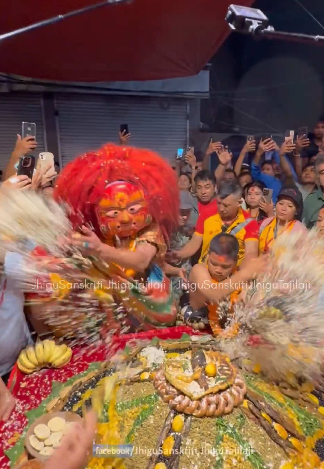 Laa chaku weka Samaybaji 😇 Yenyā (Indra Jātrā) is almost here, and this evergreen song by Madan Krishna Shrestha never fails to bring back that festive spirit. ❤️ Some songs just feel like Yenyā. #yenya #indrajatra #lakhe #pulukisi #livingheritage