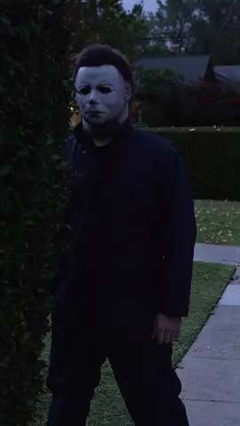 He stepped out. #michaelmyers  #theshape #michaelmyerscosplay #slasher #halloween1978