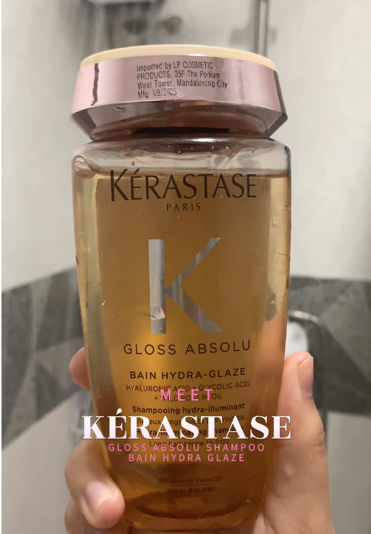 POV: you found a shampoo that gives your hair that fresh, healthy-looking shine ✨🫧 Kérastase for shiny hair and better feeling wash days! @Kerastase Philippines #kérastase #kérastaseglossabsolushampoo #haircare #hairshampo 