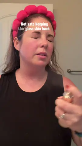 #over40skincare #skincaretips #skincareroutine #glowingskin #glassskin 