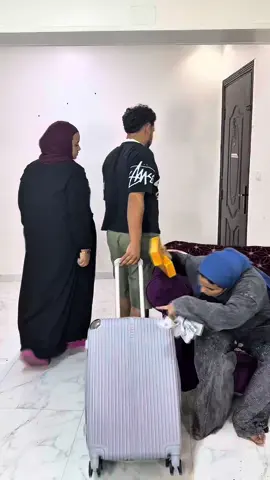 مرات اخويا عايزه تسرقني قدام اخويا😳😱Part 1