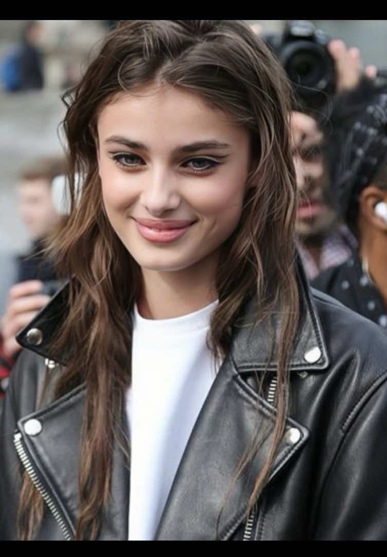 Taylor Marie Hill #taylorhill #viral #model #eve #lookism 