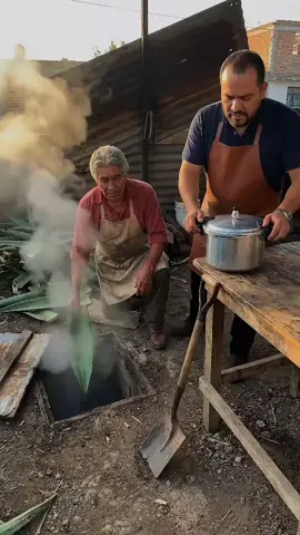 Don Chuy pasó toda la noche cuidando el pozo para sacar una barbacoa bien hecha, pero el patrón quiso reemplazar años de experiencia con una olla exprés para ahorrar tiempo. 