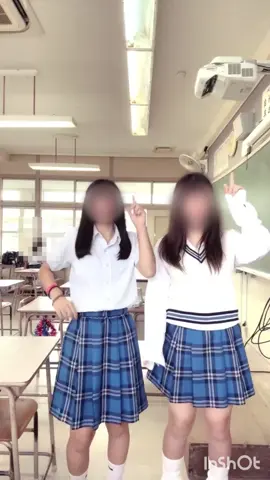 右の人ピアス両耳3連パクってきた^ ^#浦高#ピアス女子 #沖縄#10