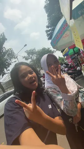 Akhirnya ya hahaaaa #corndog #kulinerbandung #beritabandung #corndogkpad #fyppppppppppppppppppppppp 