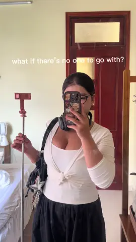 Nếu không ai đi cùng thì sao? Thì mình solo trip 🫵 #viral #xuhuong 