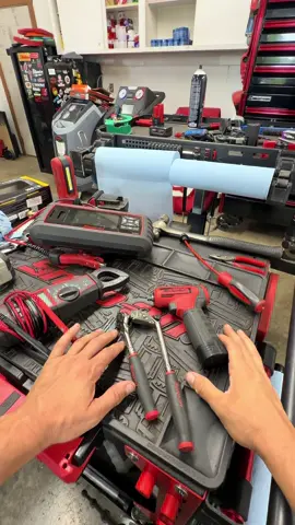 3 Snap On tools I would absolutely buy. And 3 I would not buy again. What are some of your favorite snap on tools you couldn’t go a day without? And what ones just weren’t worth the money.  This is a new series I plan to start going through as many brands I can. Some will be tools I’ve bought others will be tools I got for free and would I buy them with my own money. 