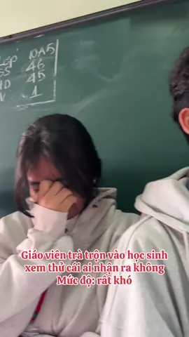 Cách nhau có gần 1 con giáp à 🤭 #cogiaogenz #dihoccogivui #dilamcogivui #thptngosilien #trending 