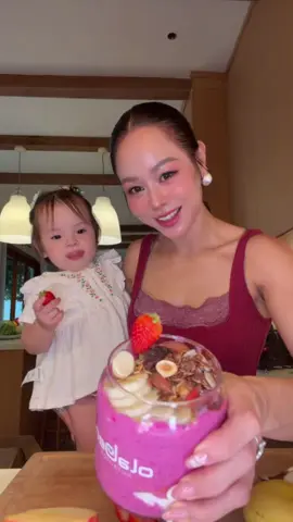 Bella mới 1 tuổi mà mẹ đã bắt đầu lo đủ thứ chuyện rồi 🥹 Con càng lớn, mẹ càng thấy mình còn phải học thêm nhiều quá. Các cô có kinh nghiệm gì hay khi chăm em bé tuổi này thì chia sẻ thêm cho mẹ Bella với nha, để mẹ đỡ “hoang mang” hơn chút 😂🤍 #jessdiem #bella #jessdiemyoga 