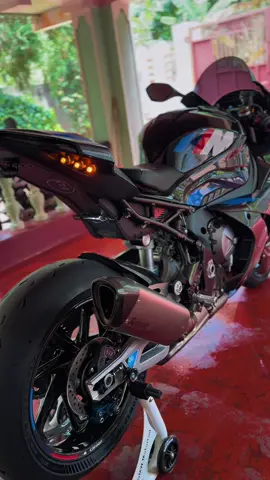 i can't wait for the 2.7m modifications.. 😍 so wait and see 1&Only 🇱🇰 BMW M1000rr competition is on the way😎 #A#AJ16b#bmwm1000rrcompetitionh#highcapacitysrilanka🇱🇰s#slbikern#nevergiveuponyourdreamsA@Aj16b@bmwmotorradB@BMW M