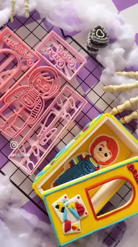 Armables que solo encontraras aquí en Bate con Emi 🕷️🎃👻💜 #halloween #cortadoresdegalletas #cookiecutter #porcelanafria #fondant 