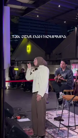 versi akustik live “Tak semudah Hompimpa”🤍