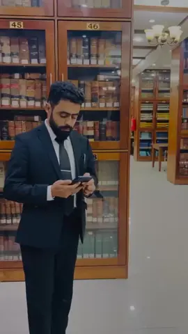 دیپ جس کا محلات ہی میں جلے چند لوگوں کی خوشیوں کو لے کر چلے وہ جو سائے میں ہر مصلحت کے پلے ایسے دستور کو، صبحِ بے نور کو میں نہیں مانتا، میں نہیں جانتا- #sindhisone  #lawyerlife  #officialtiktok  #advocacia #foryoupage 