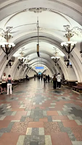 Moscow underground 🇷🇺🇷🇺🇷🇺 Arbatskaya metro station #russia #moscow #россия #fyp #viral  