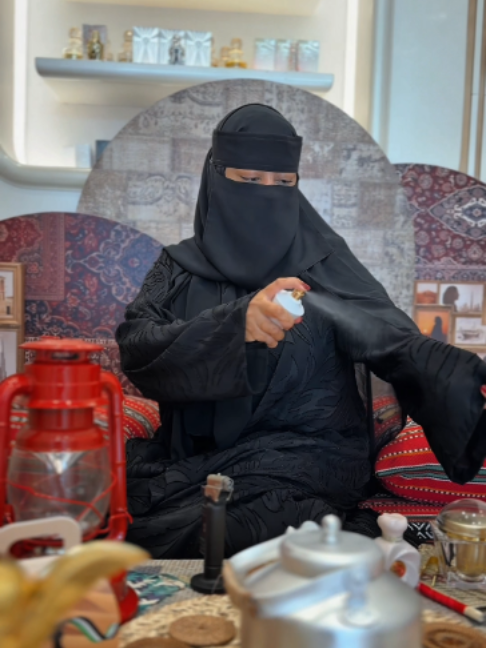 احتفلوا بيوم المرأة الإماراتية مع أحمد المغربي للعطور تفضلوا بزيارتنا حصرياً في سوق الفوجي، رأس الخيمة، من ١٧ إلى ٢٢ سبتمبر واستمتعوا بهدايا مميزة مع كل عملية شراء. لا تفوتوا هذا الاحتفال الخاص! Celebrate Emirati Women’s Day with Ahmed Al Maghribi Perfumes  Visit us exclusively at Fauji Market, Ras Al Khaimah, from 17th to 22nd September and enjoy exciting gifts with your purchase. Don’t miss this special celebration!#AhmedAlMaghribi #BeautyworldDubai #Beautyworld2026 #PerfumeTok #FragranceTok #LuxuryPerfume #Dubai #UnityInScents #LuxuryFragrance #PerfumeExperience #OudAndRoses #UAEEvents #OudPerfume #AhmedAlMaghribiPerfumes #CityCentreSharjah #Sharjah #تجربة_عطرية #عطور_أحمد_المغربي #عود_اند_روزز #عطور
