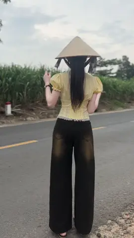 Quần jean ống suông 