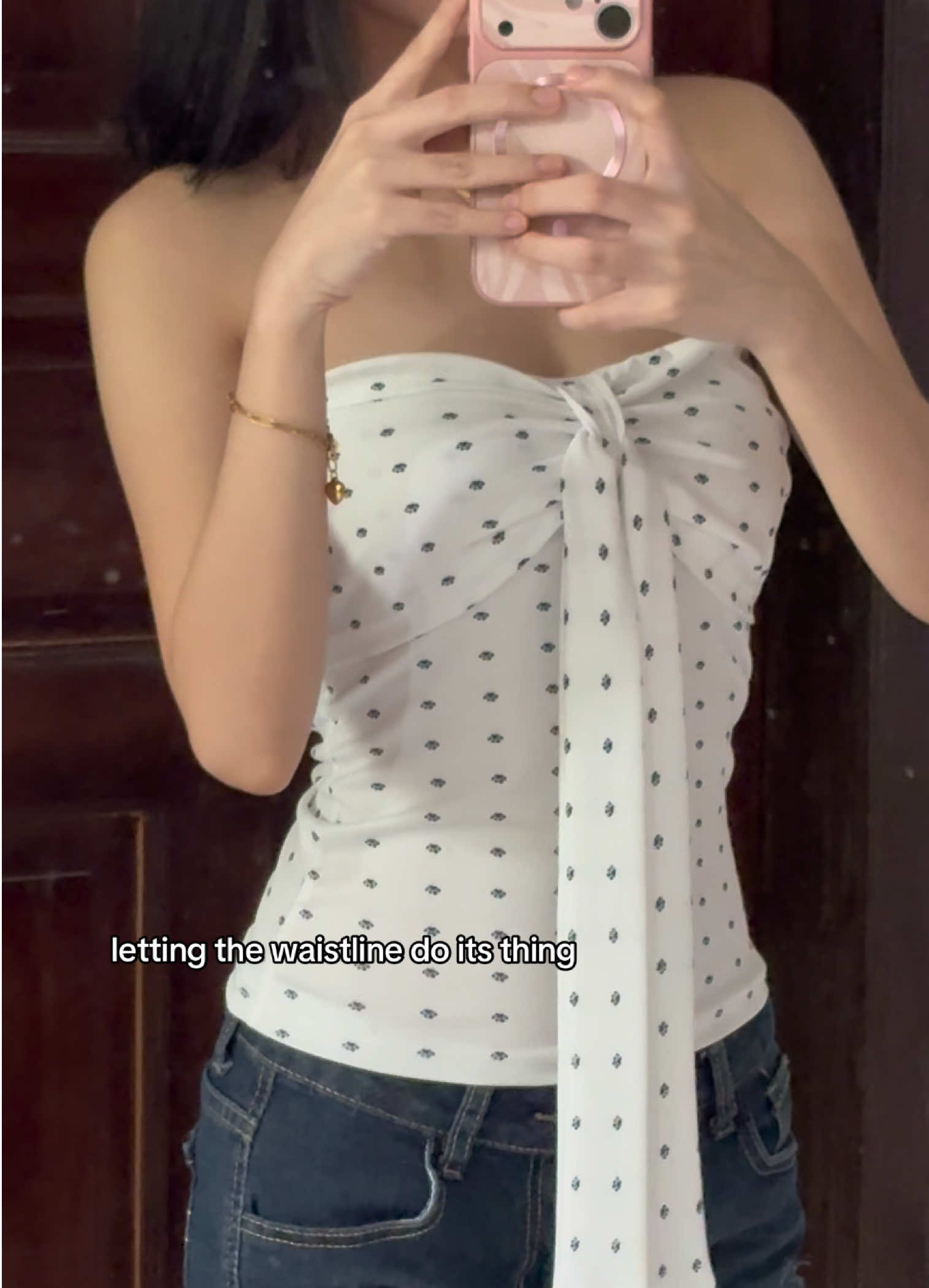 fit is fittinggg #tubetop #topforwomen #fittedtop #fashioninspo #outfitinspo 
