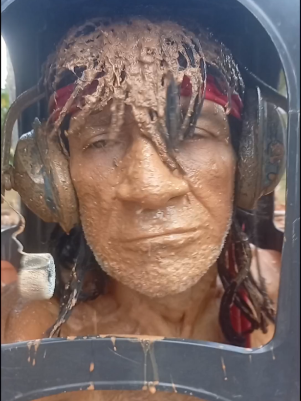 rambo em helicóptero 